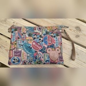 Mickey mouse clutch